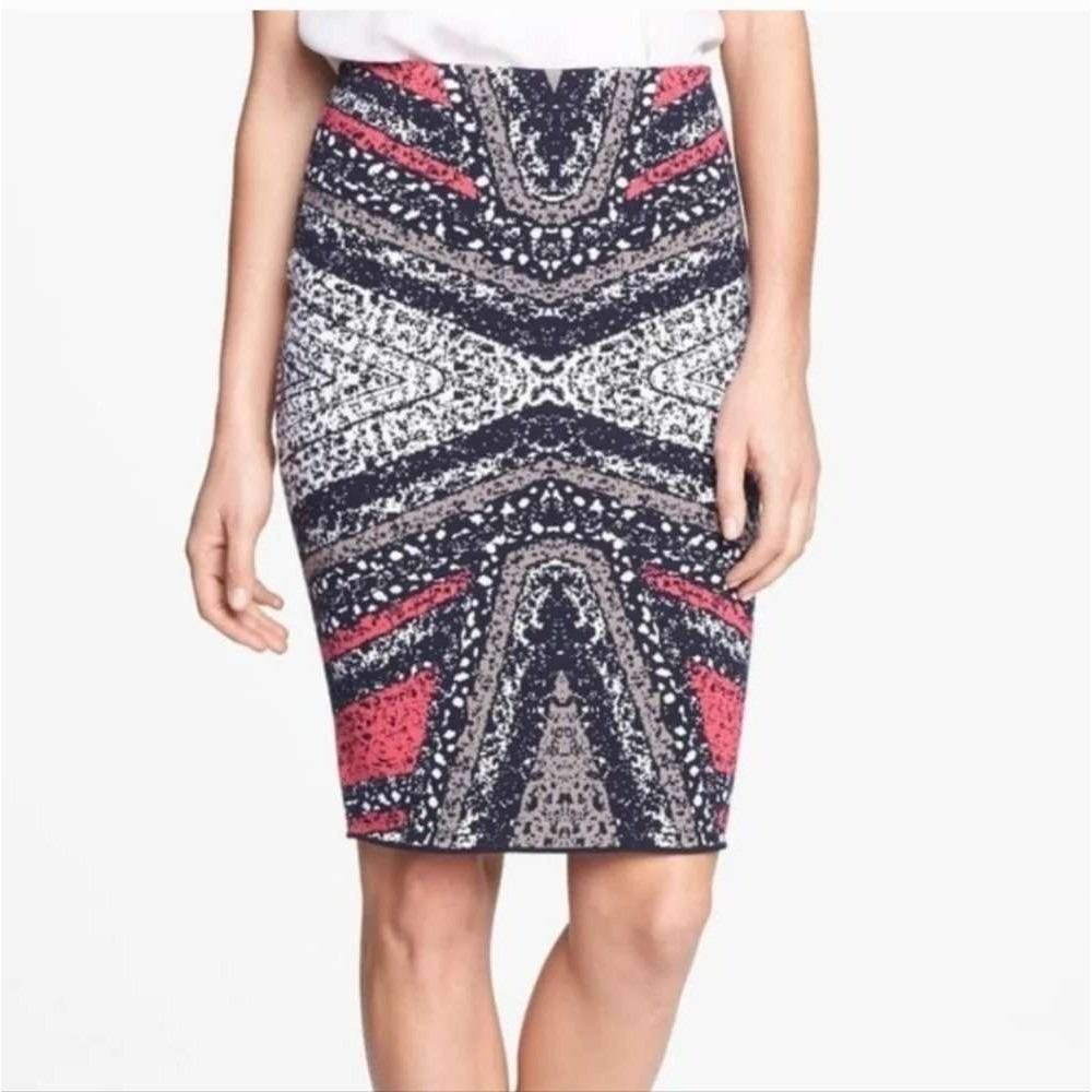 Diane von Furstenberg DVF Phaedra Knit Pencil Skirt M Geometric Pull On Luxe Mod